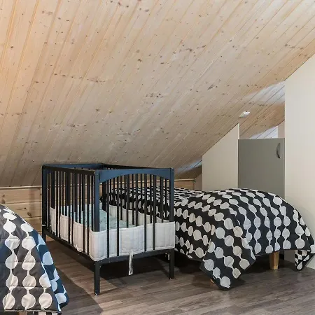 Holiday home Paeivaensaede 8 Lapinkulta By Interhome Akaslompolo